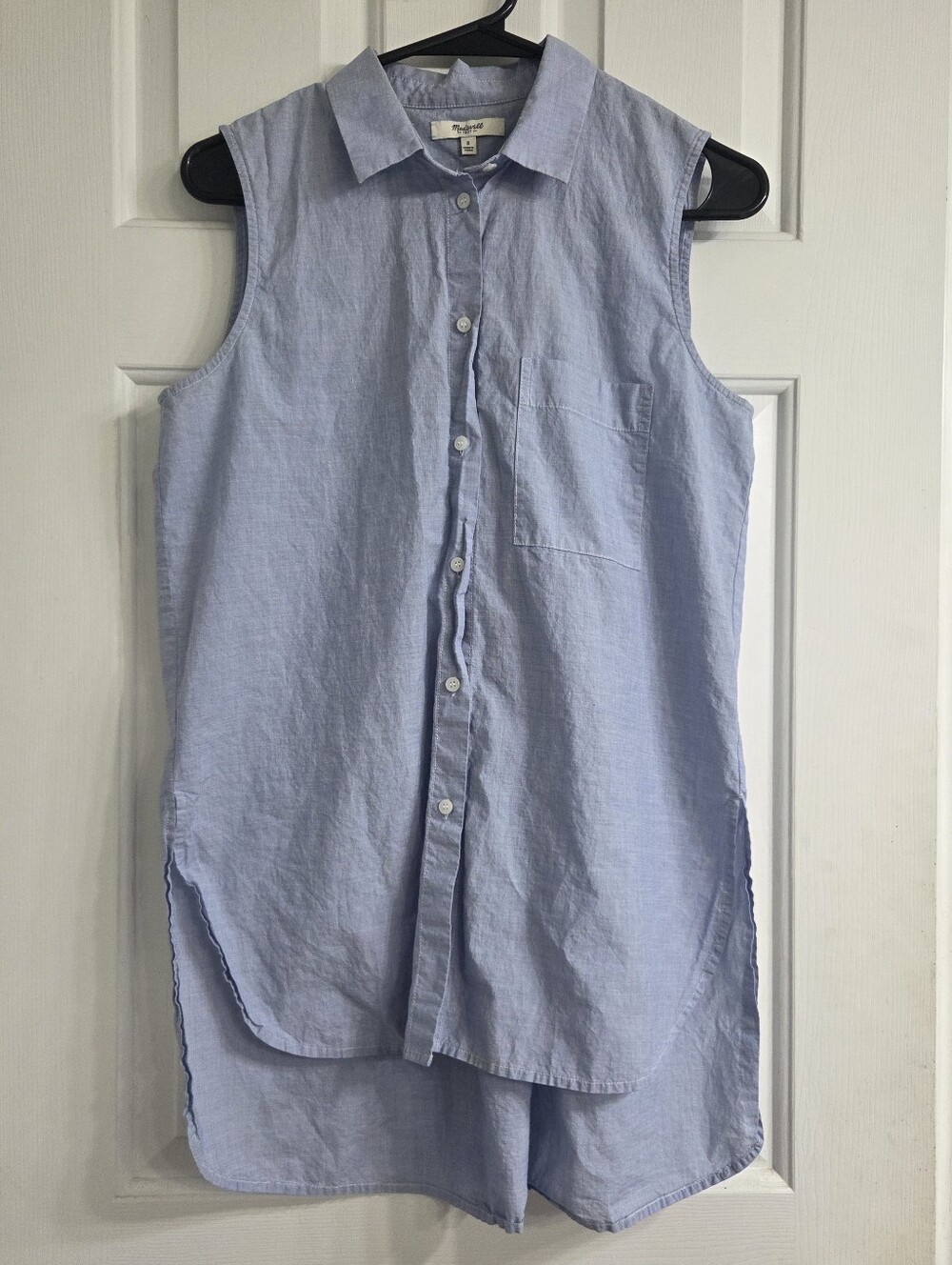 Madewell Light Blue Sleeveless Button-Down Shirt